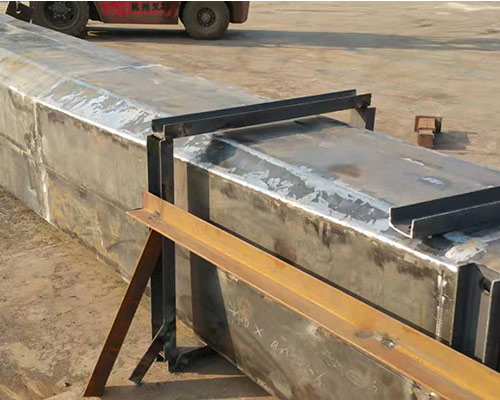 交城縣聯(lián)宇鋼模板分析定型組合大鋼模板施工工藝要點？